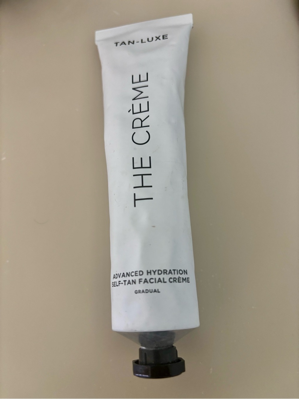 Tan-Luxe The Crème Advanced Hydration Self-Tan Facial Crème.
